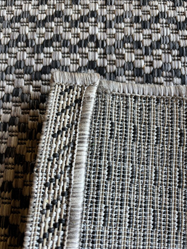 9'2" x 12' Isle Loloi Outdoor Rug