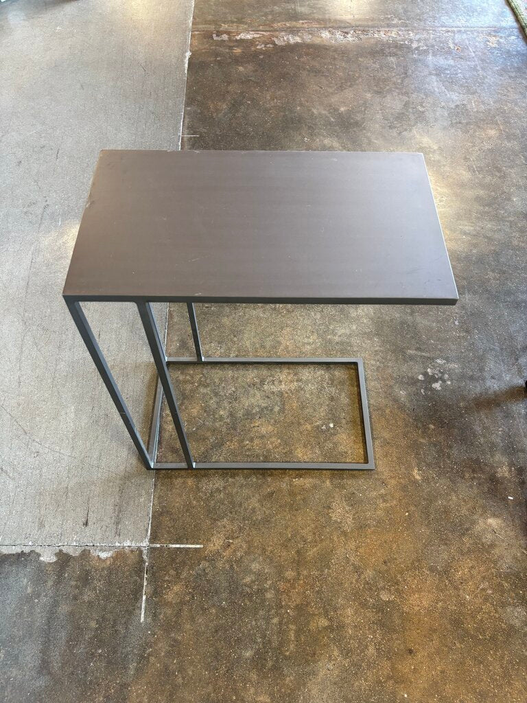 Metal "C" Table 19.25 X 11.25 X 23.25