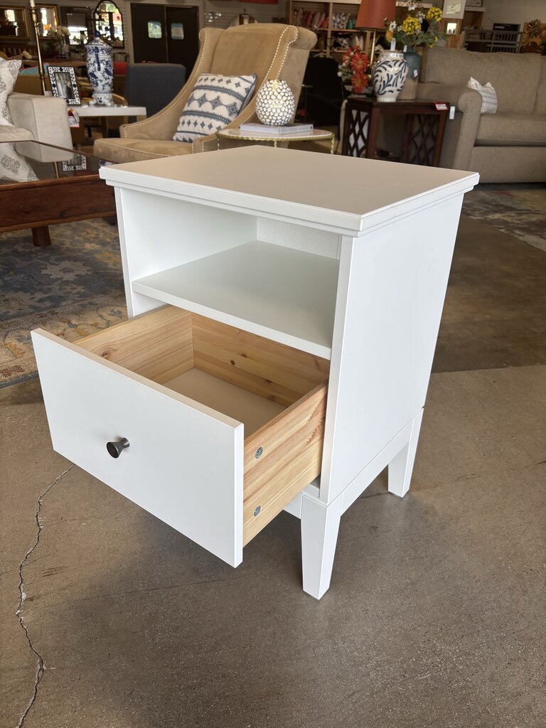 Idanas Nightstand 18.75 X 16 X 26.5
