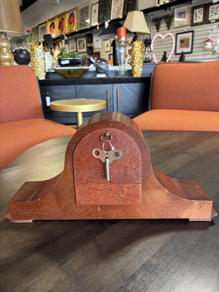 Howard Miller Westminster Chime Mantle Clock