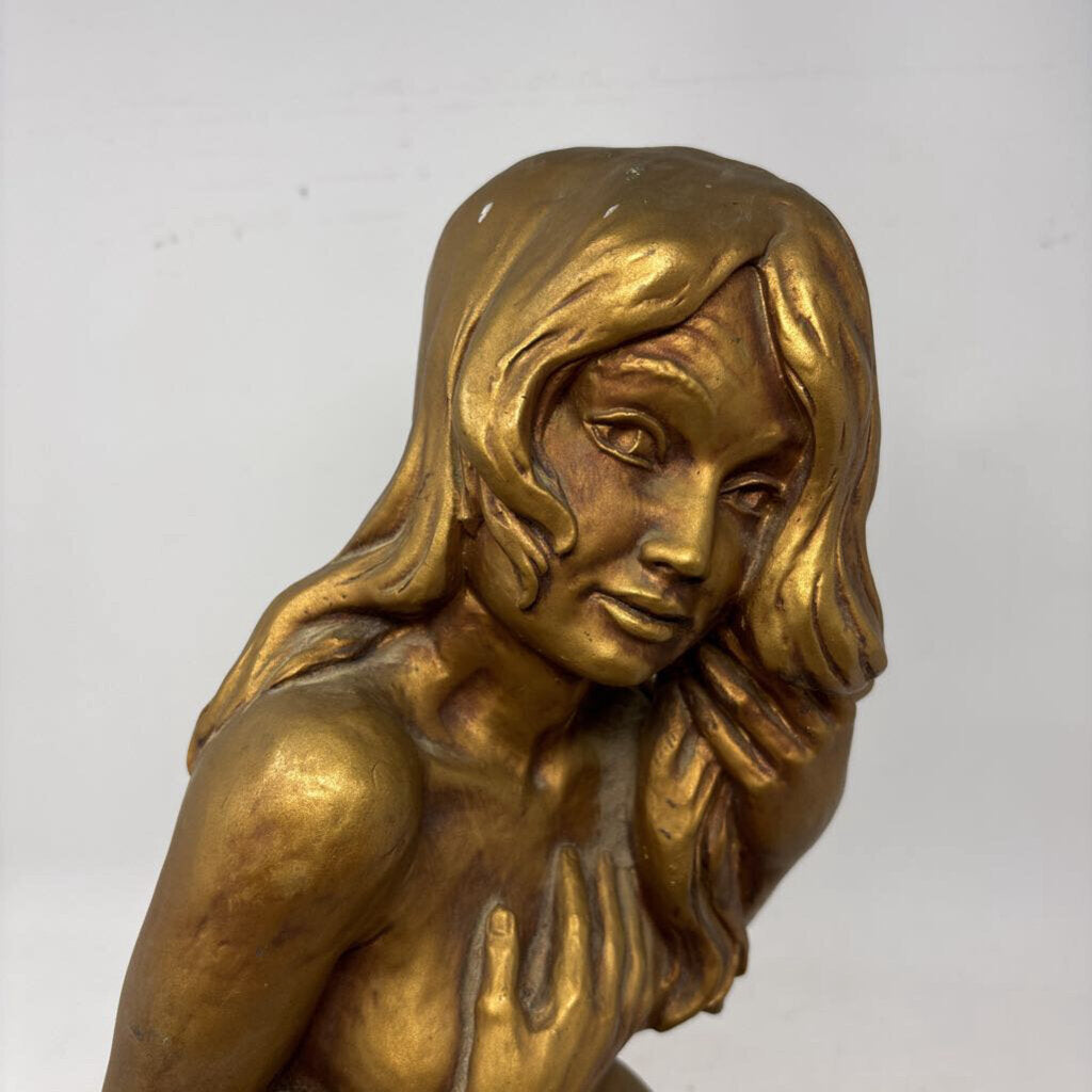 Universal Statue 1961 Nude Lady