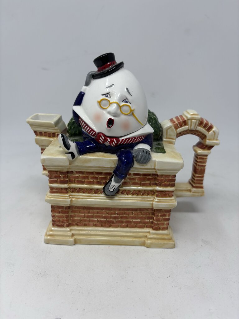 Set 5 Humty Dumpty Tea & Cup Set