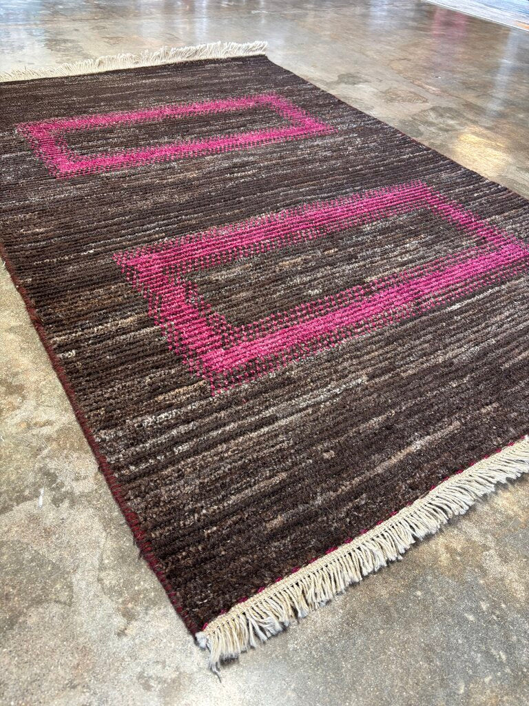 Fringed Hand Knotted Wool/Cotton Rug 47L x 70W