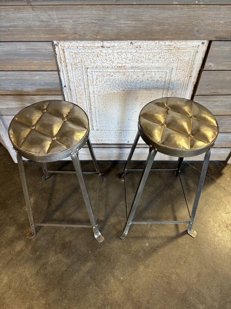 Set 2 Metal Pressed Tufted Barstools
