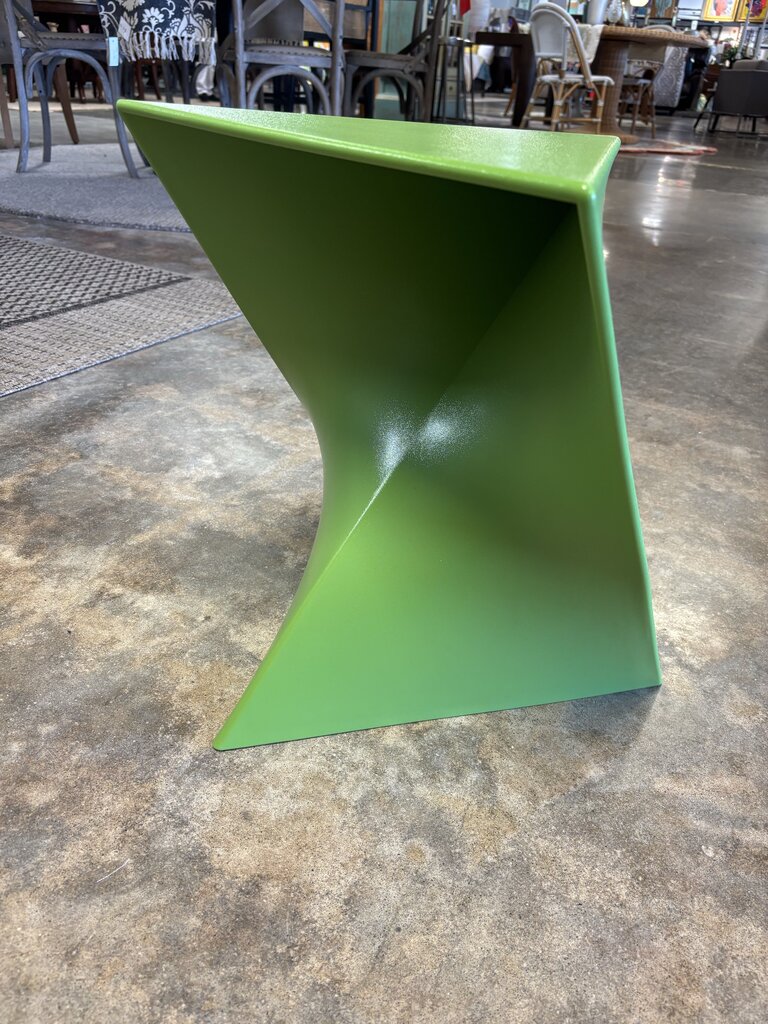 Geometric Molded End Table 16 X 16 X 17
