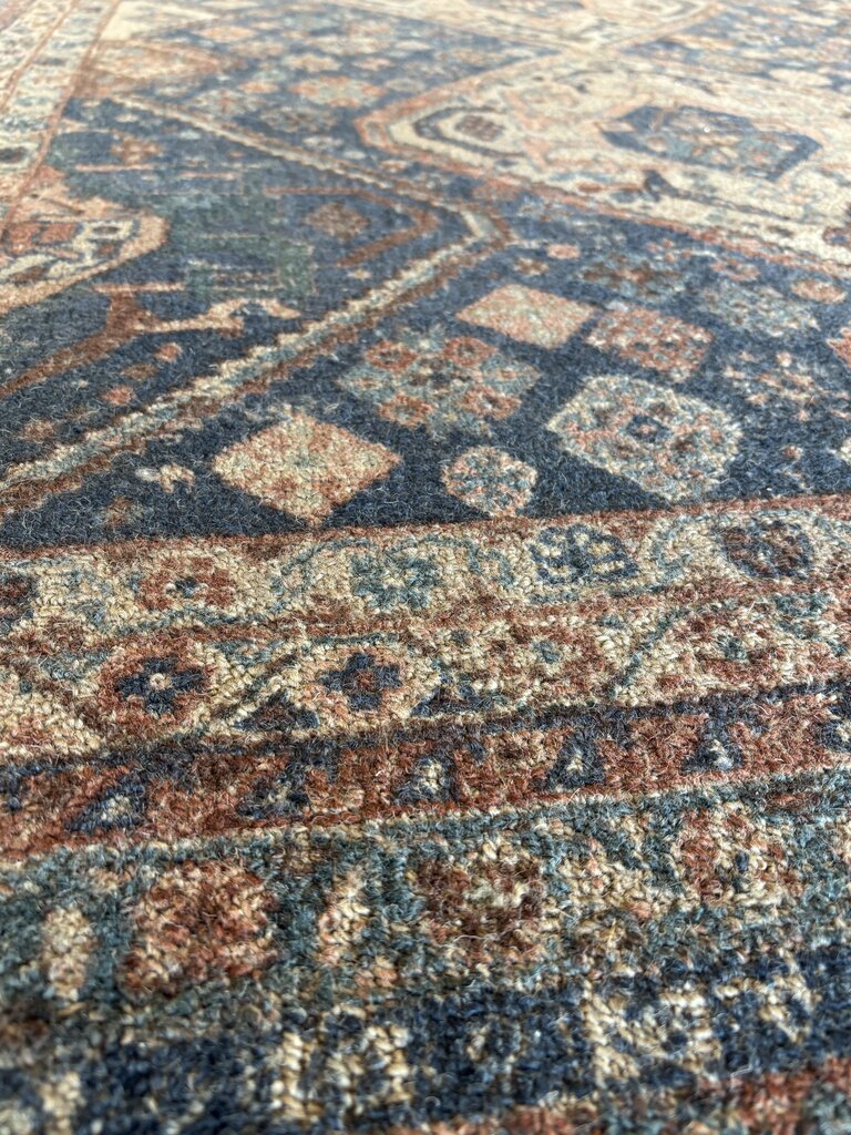 Mahalia PB 5 x 8 Handwoven Wool Rug