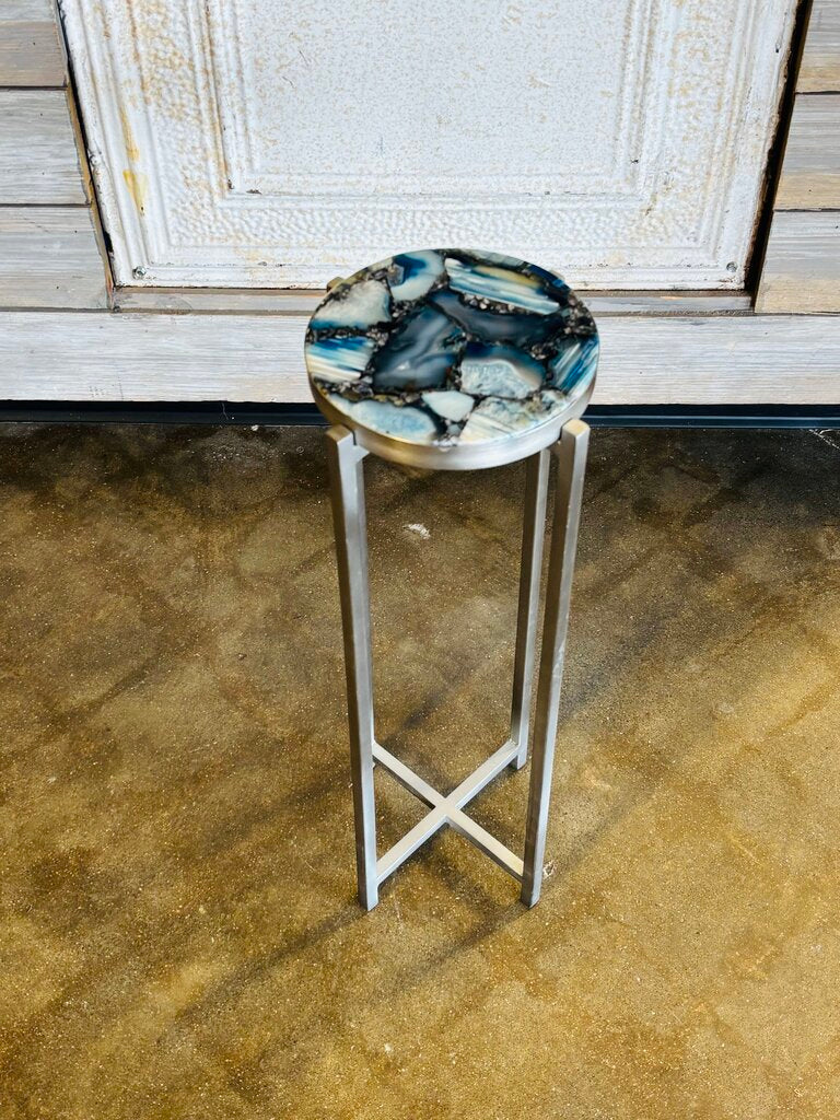 Round Metal/Quartz Drink Table 8.5 X 23
