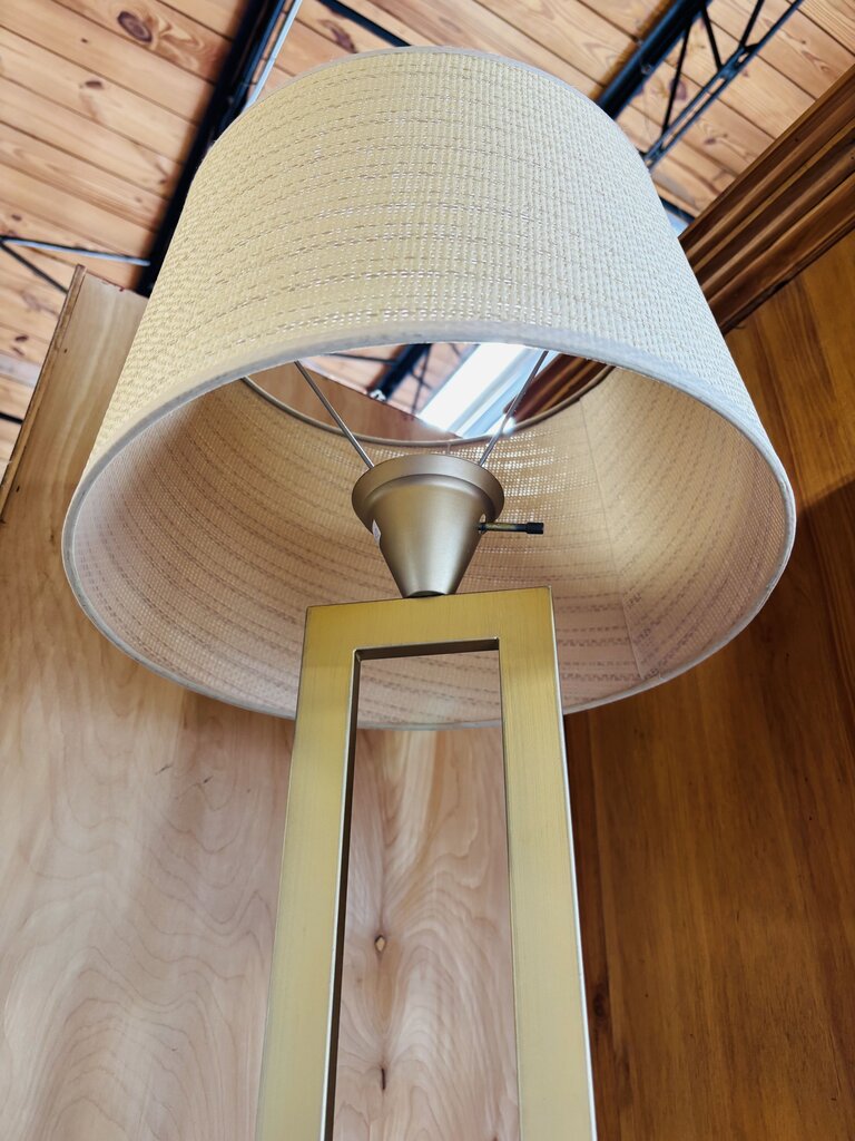 Metal Column Floor Lamp