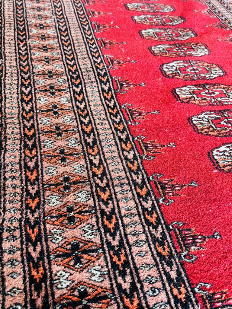 Vintage Red Turkman Rug 32L x 50W