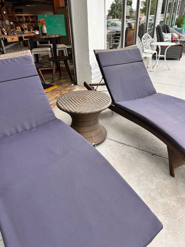Set 3 Frontgate Chaise & Table