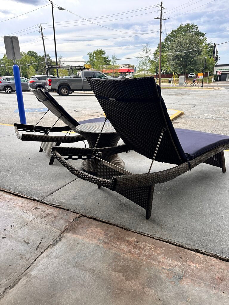 Set 3 Frontgate Chaise & Table