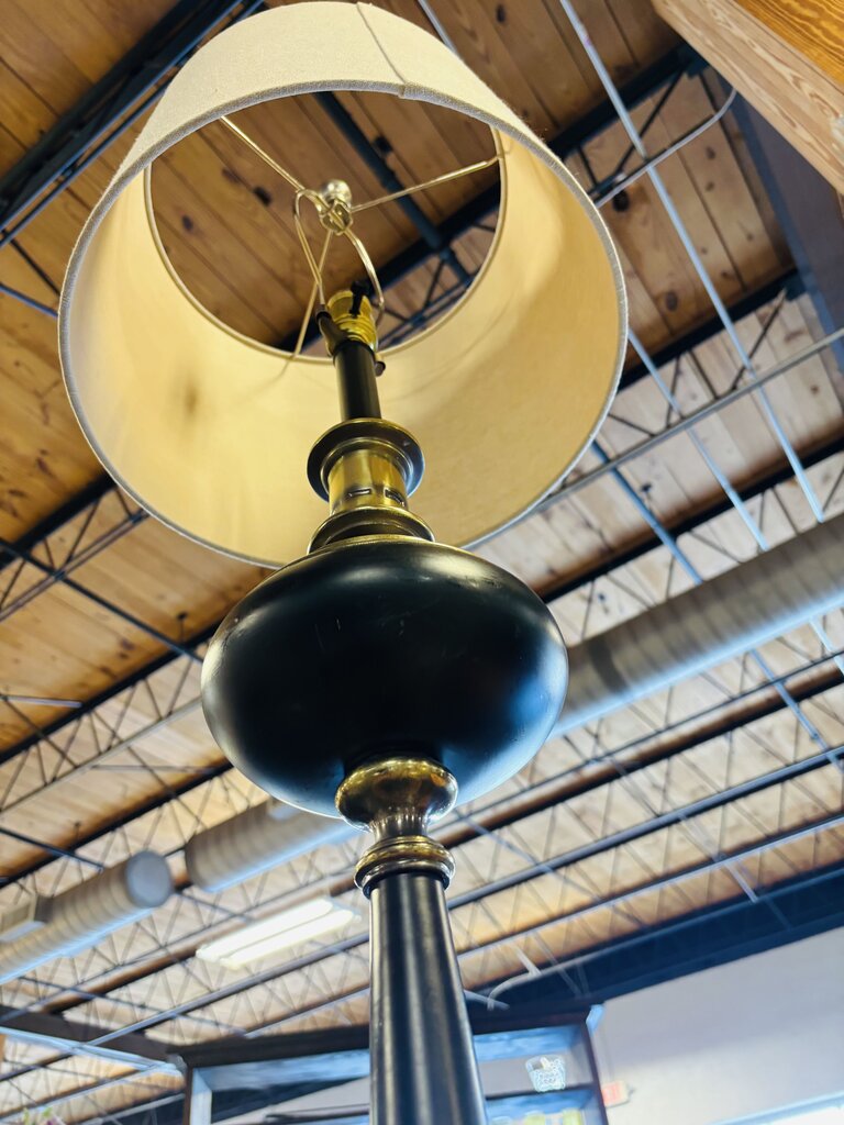 Vintage 1960's Hollywood Regency Lamp