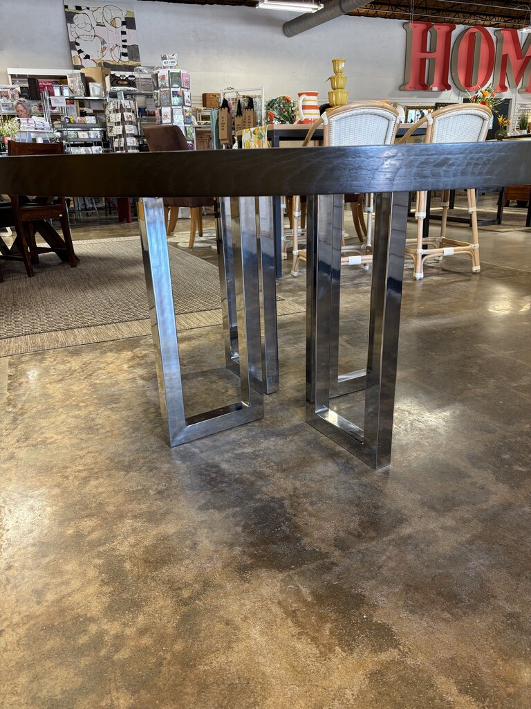 Wood/Metal Round 60"R Dining Table