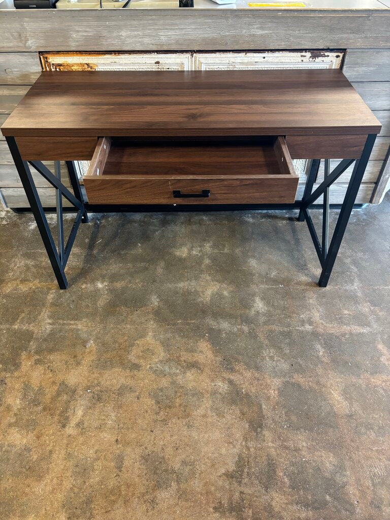 Wood/Metal Desk 47.25 X 20.25 X 30.25