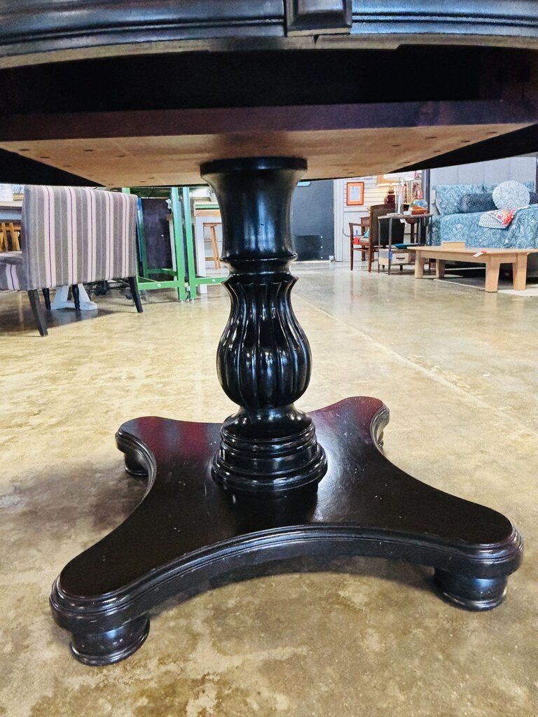 Solid Round Pedestal Table + 18" Leaf