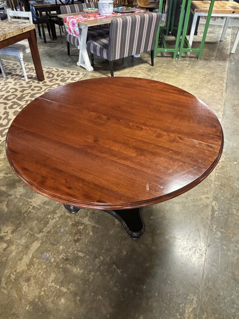 Solid Round Pedestal Table + 18" Leaf