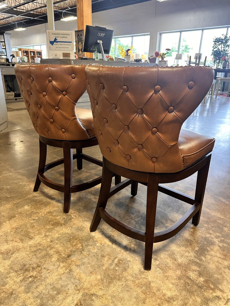 Set 2 Counter Leather Back Swivel Chairs