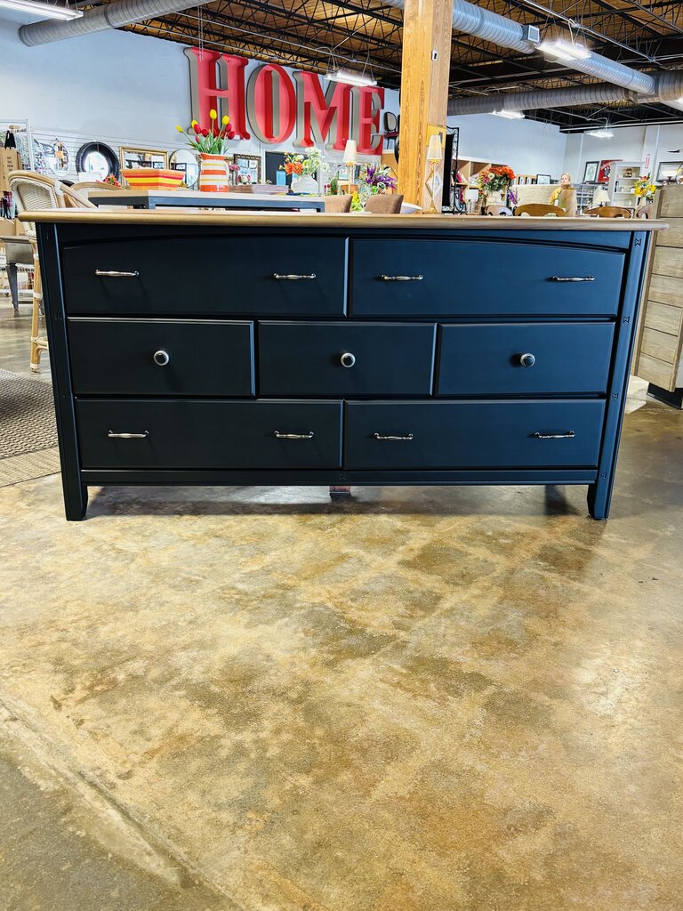 Painted 7 Drawer Dresser 63.75 X 18.25 X 33