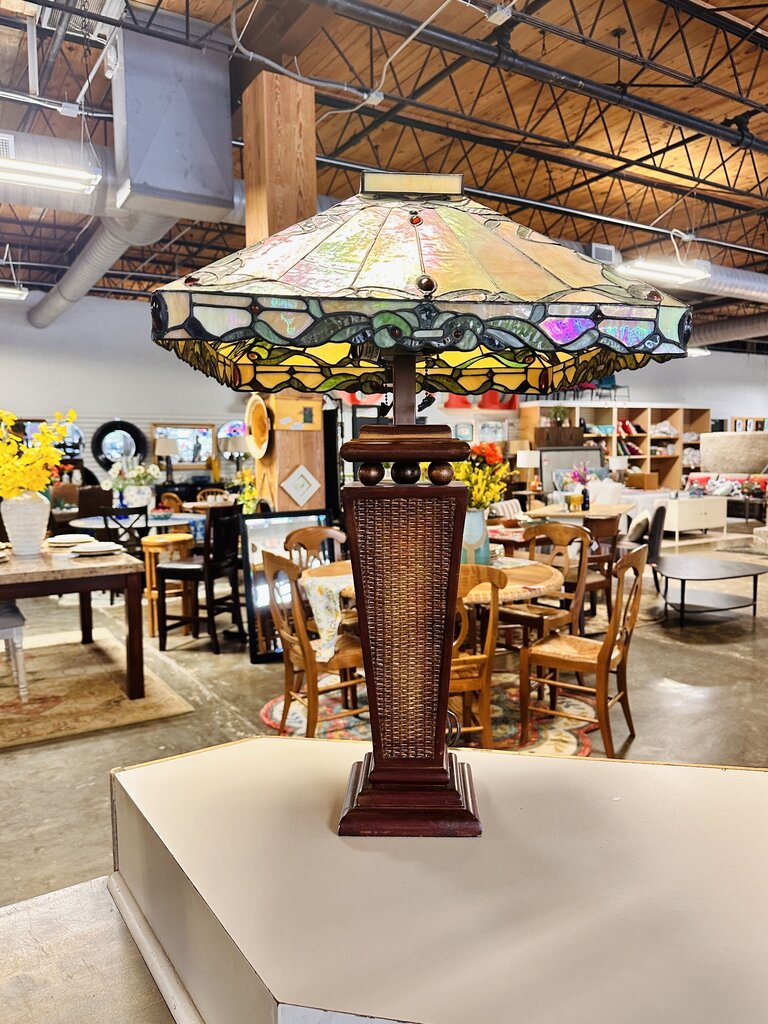 Tiffany Style Table Lamp