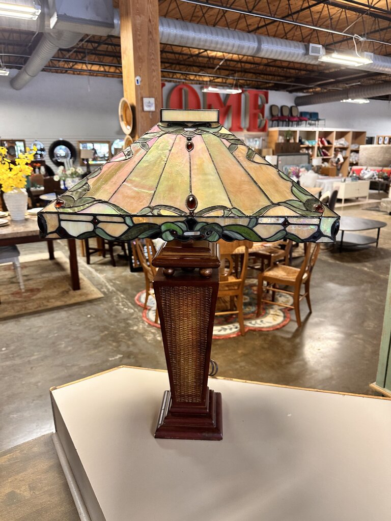 Tiffany Style Table Lamp