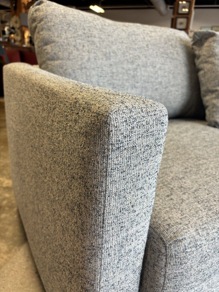 Full Sleeper Sofa 67"L