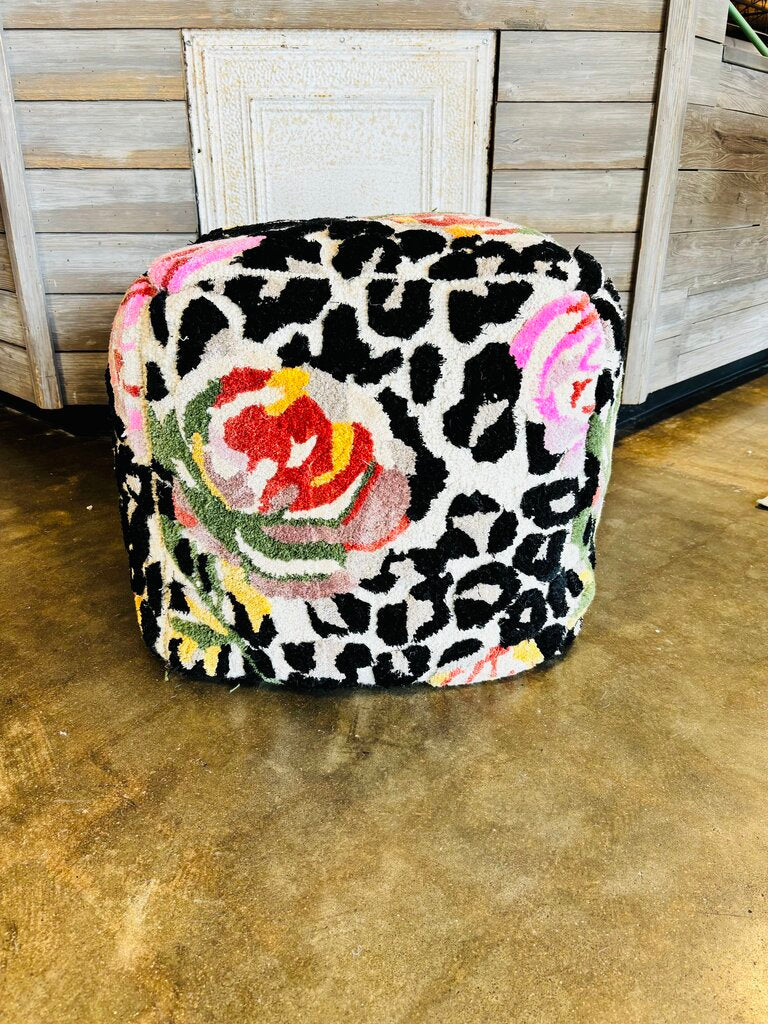 Jungle Bloom Pouf