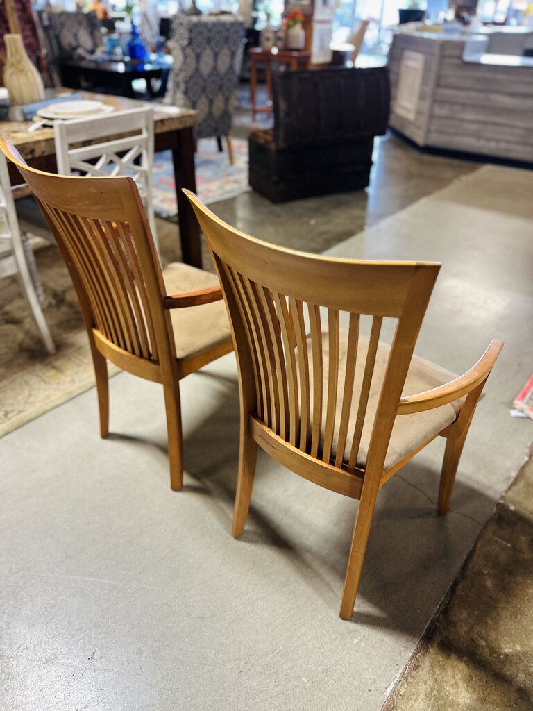 Set 2 Dining Arm Chairs Vermont Woods