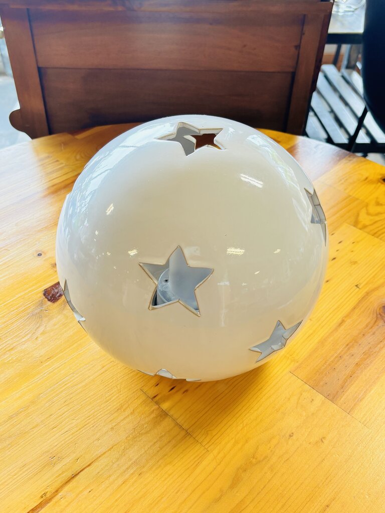 Set Three Star Ceramic Globes