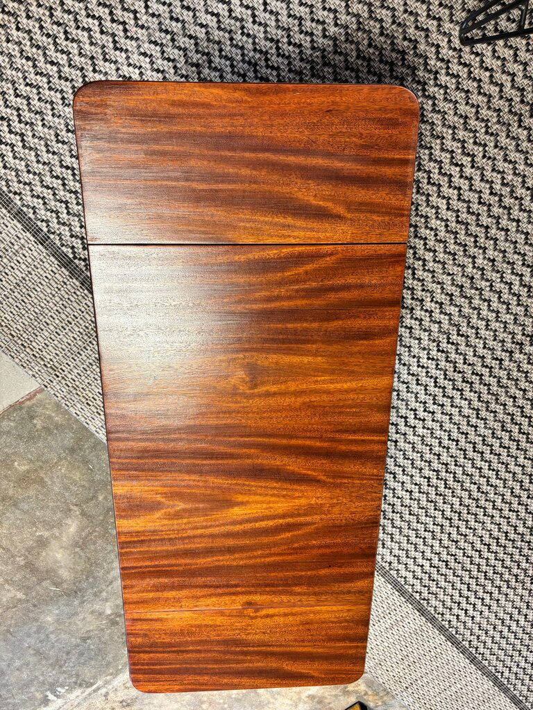 Drop Leaf Design Side Table 27.25 X 18 X 18