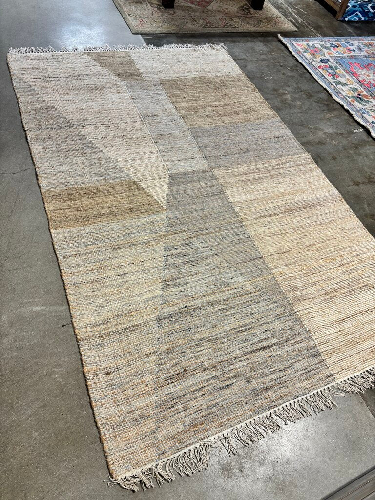 Sona Francis Taupe Rug 5 X 8