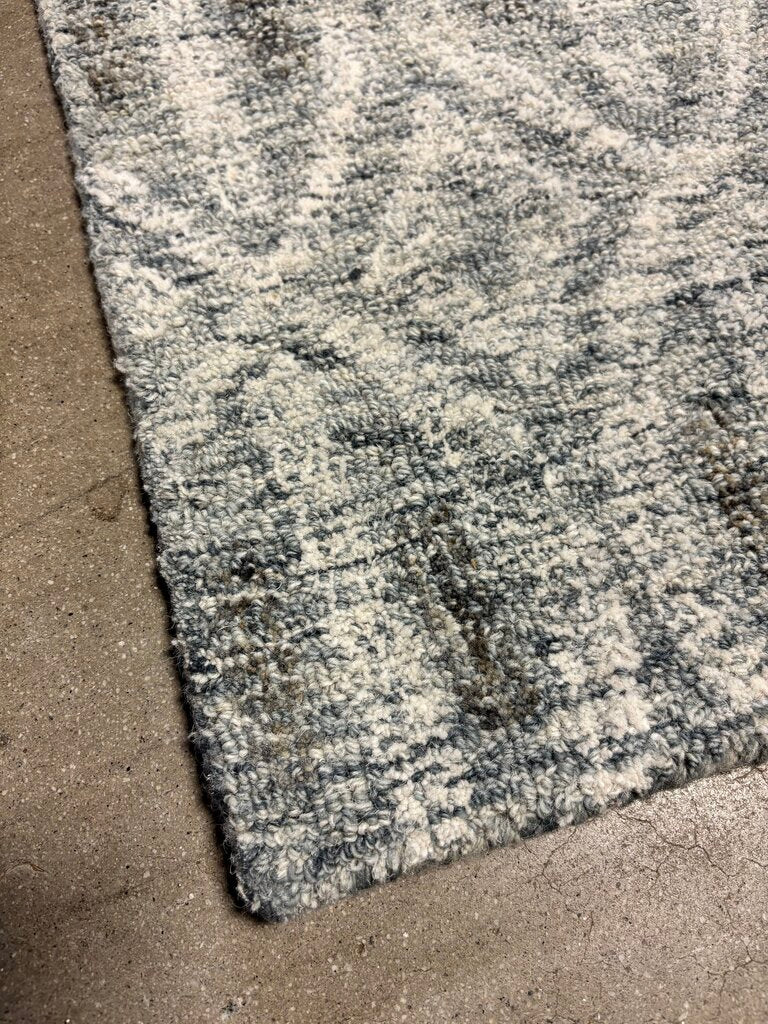 Lyon Palm Area Rug 5 x 8