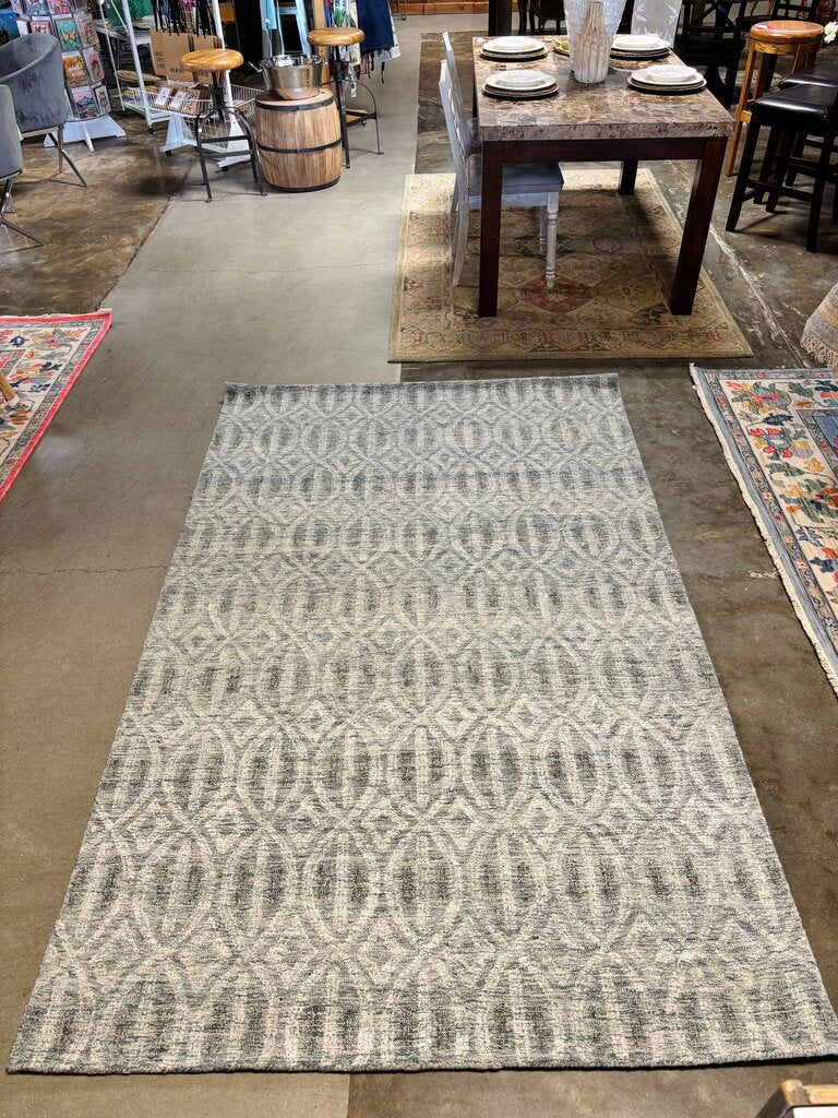 Lyon Palm Area Rug 5 x 8