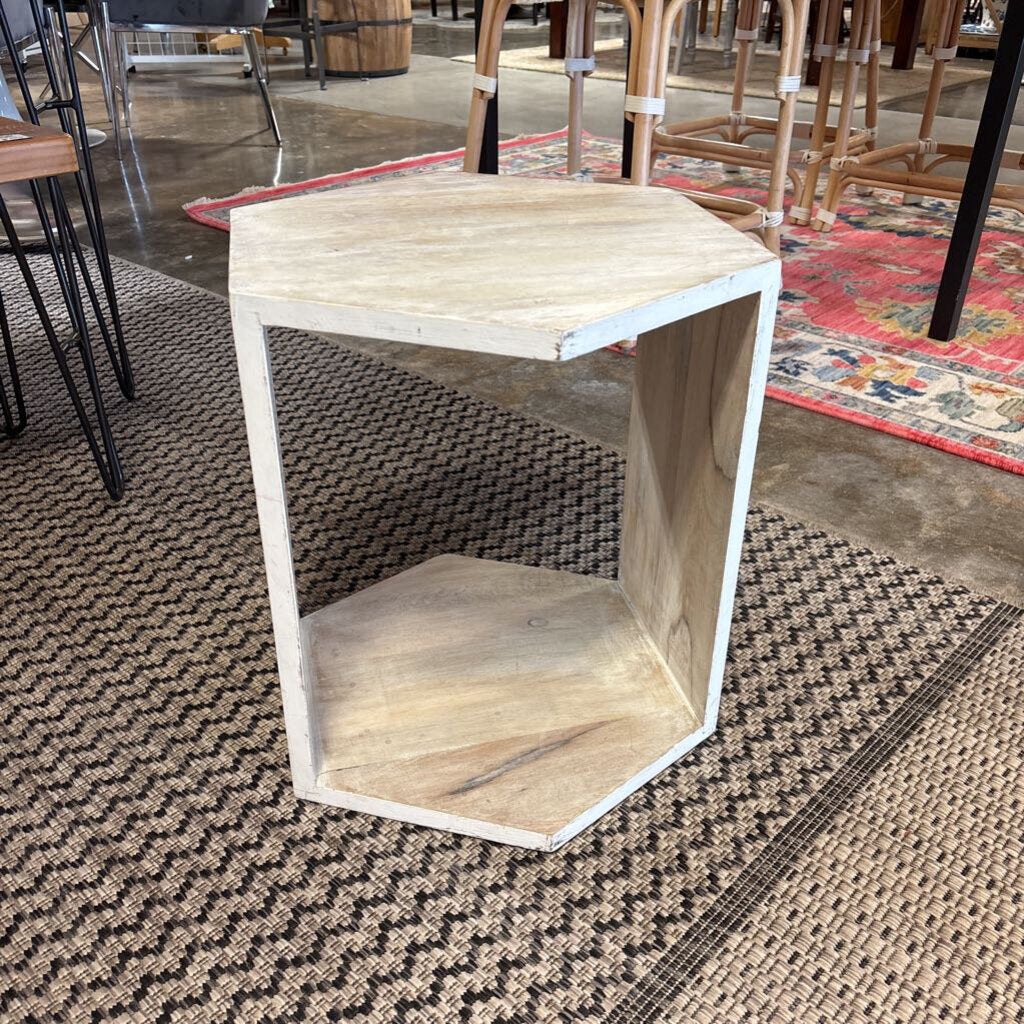 Hexagon Shape Accent Table 15.75 X 18 X 18