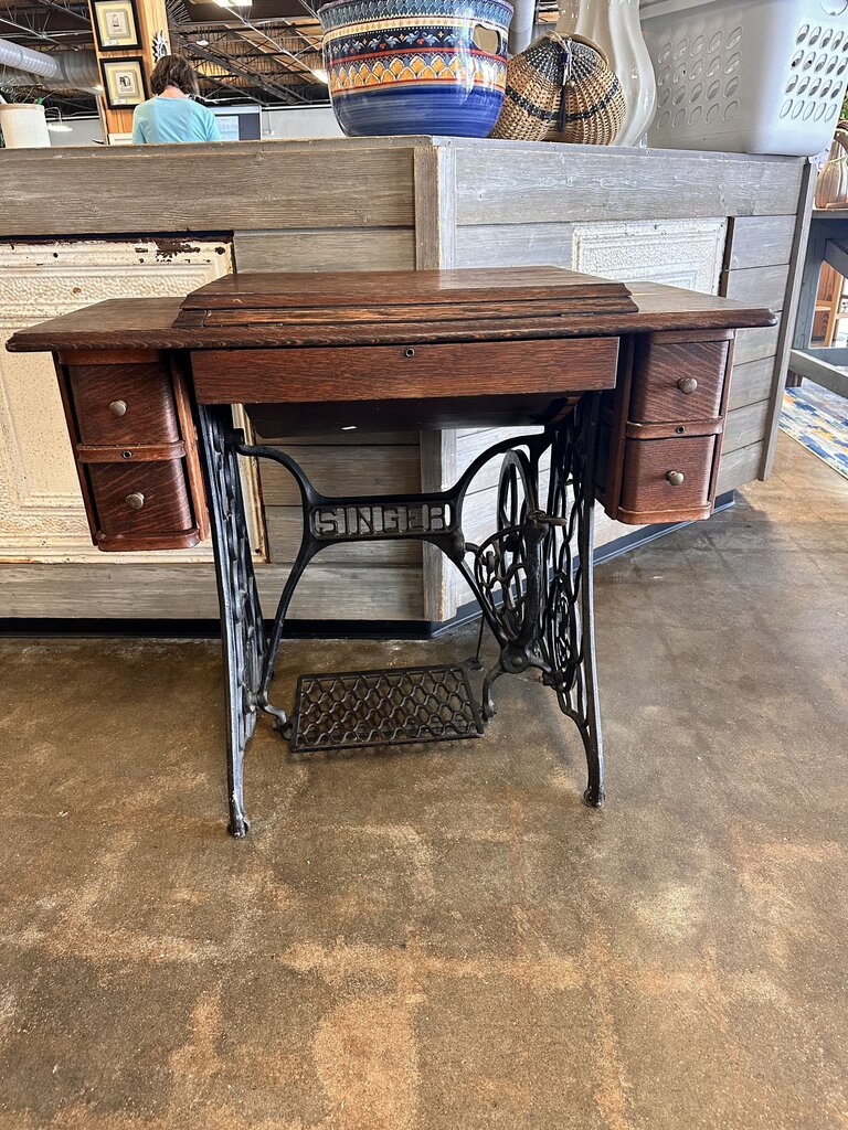 Singer Sewing Machine In Cabinet