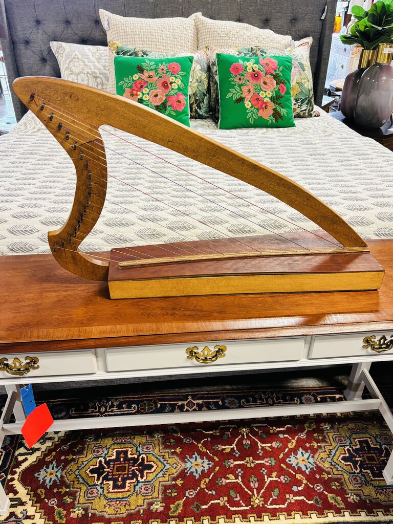 Vintage Flemish Table 2.5 Octave Lap Harp
