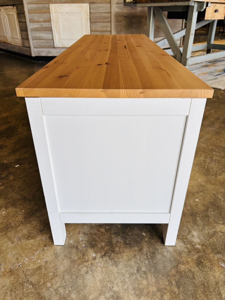 Hemnes Media Cabinet 58.25 x 18.5 X 22.5