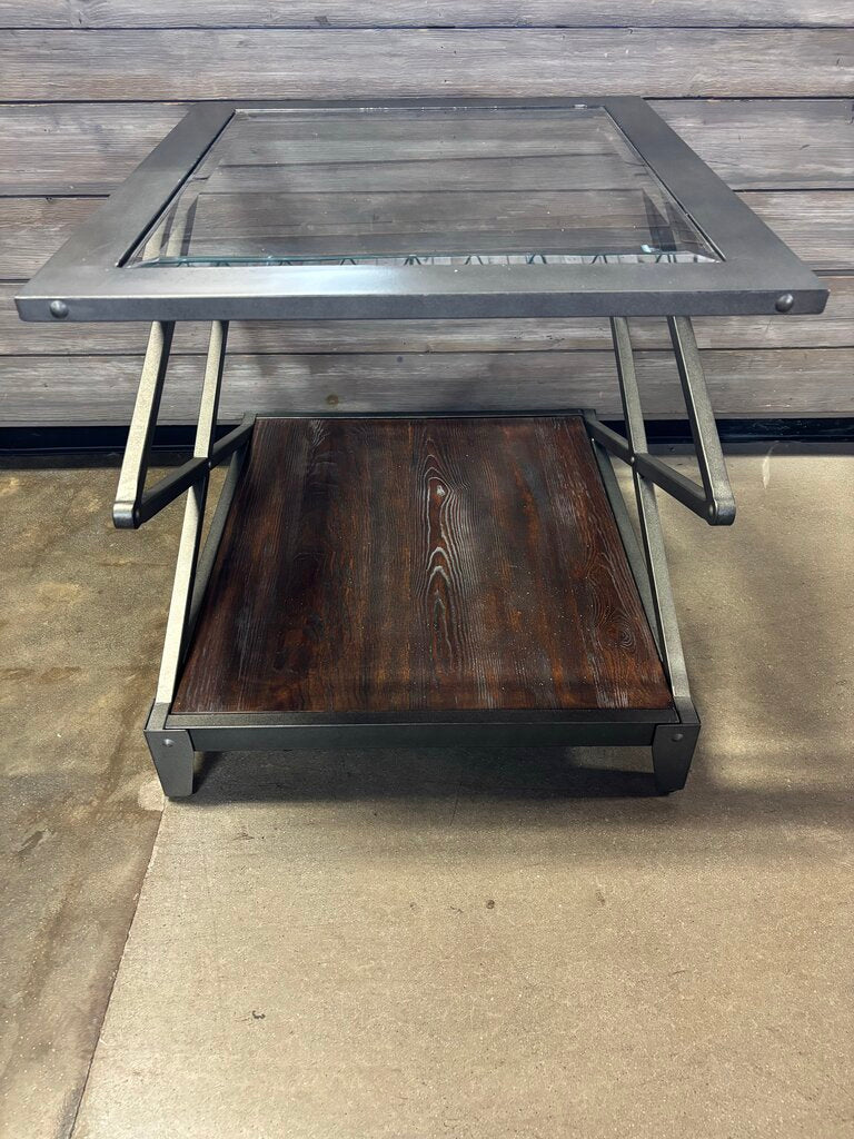 Liberty Furn Avignon Metal/Glass End Table