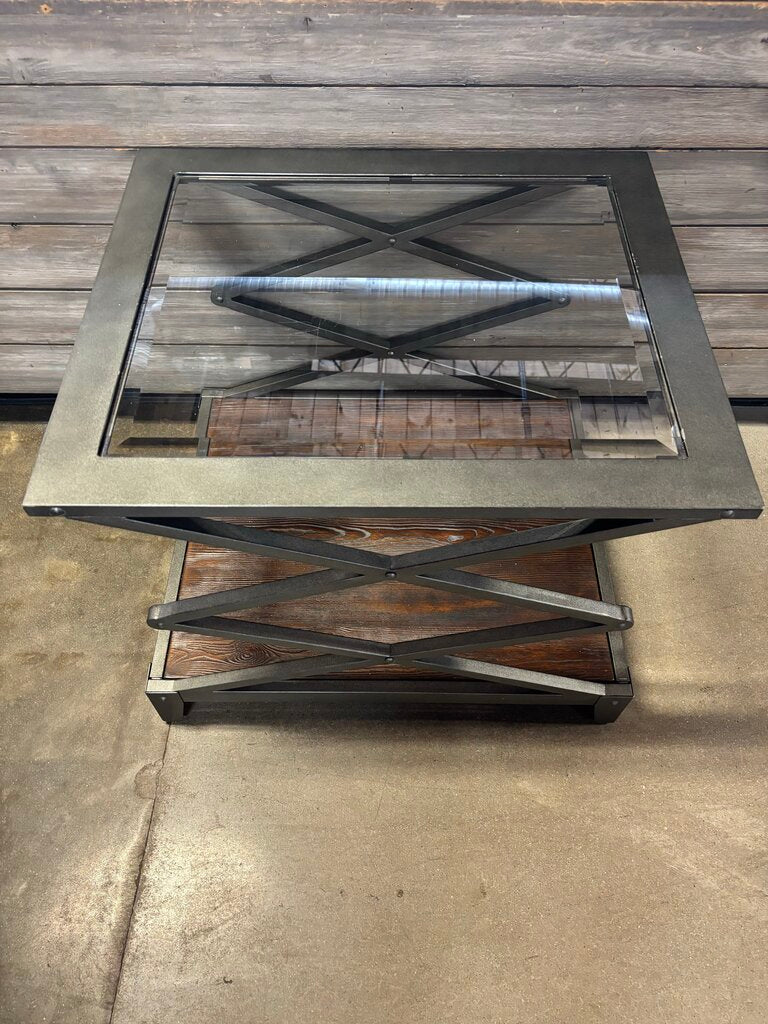 Liberty Furn Avignon Metal/Glass End Table