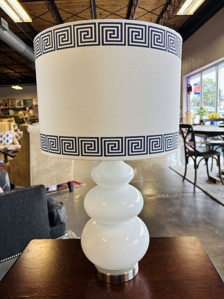 White Glass Gourd Table Lamp