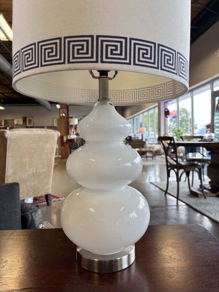 White Glass Gourd Table Lamp