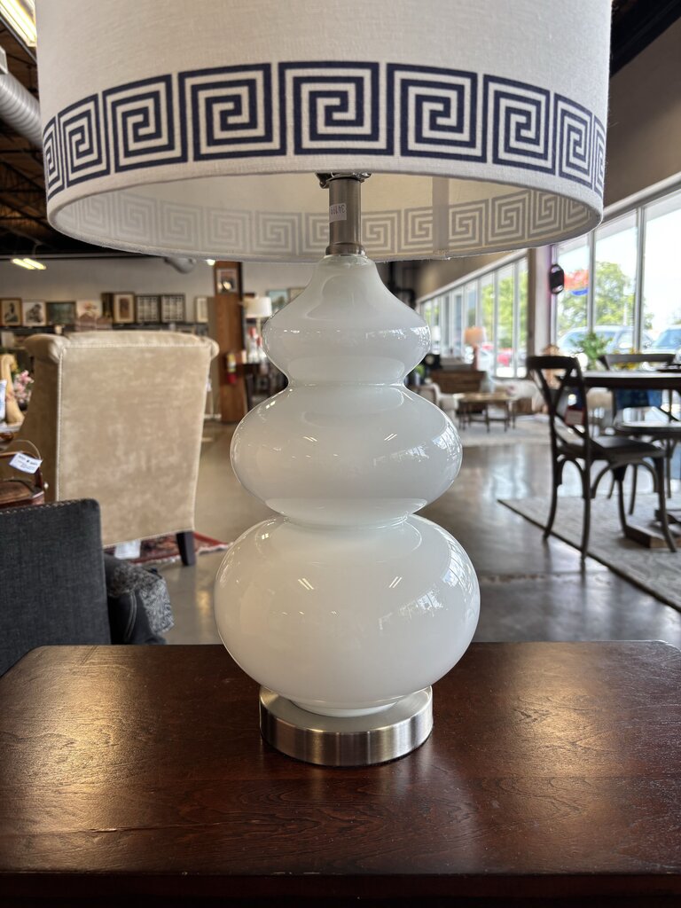 White Glass Gourd Table Lamp