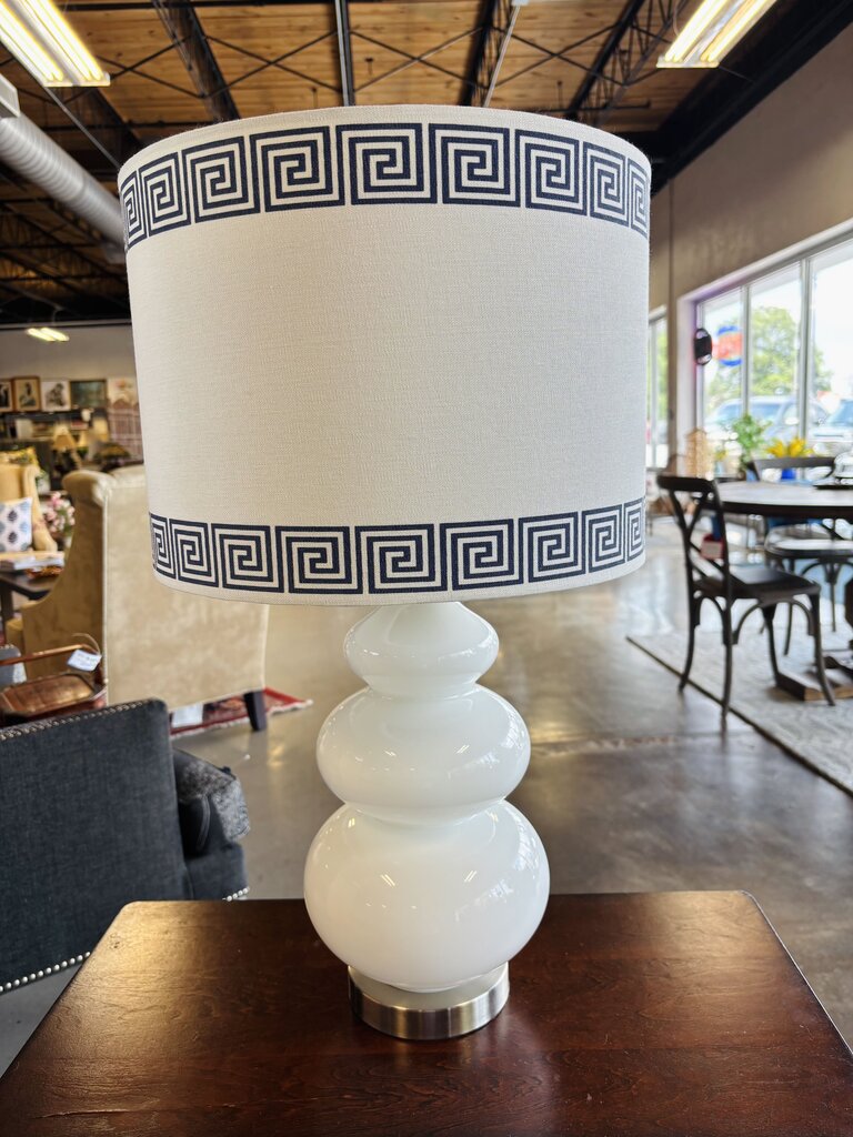 White Glass Gourd Table Lamp