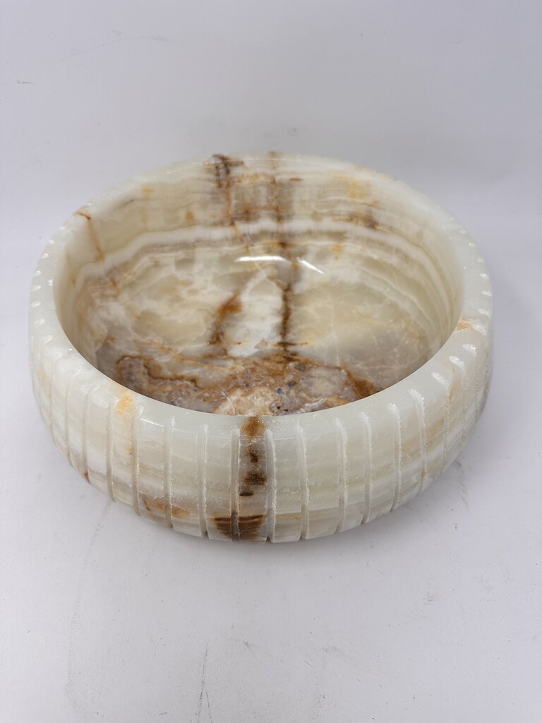 Onyx Statted Round Display Bowl