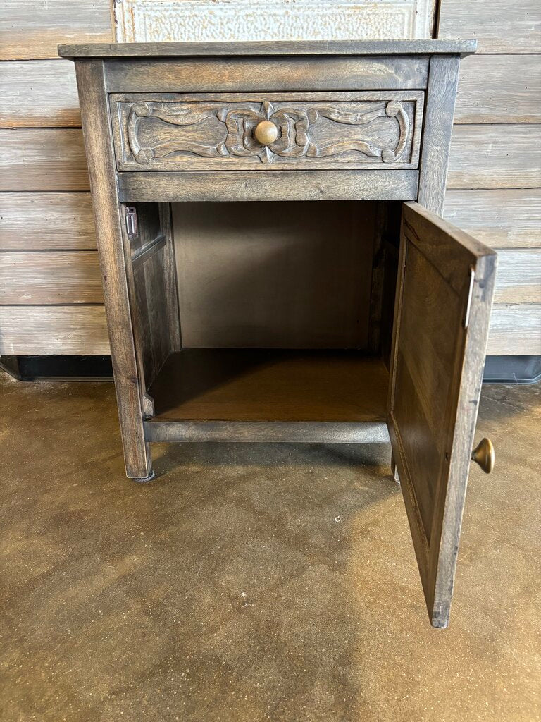 Nightstand 21 X 16 X 26.5