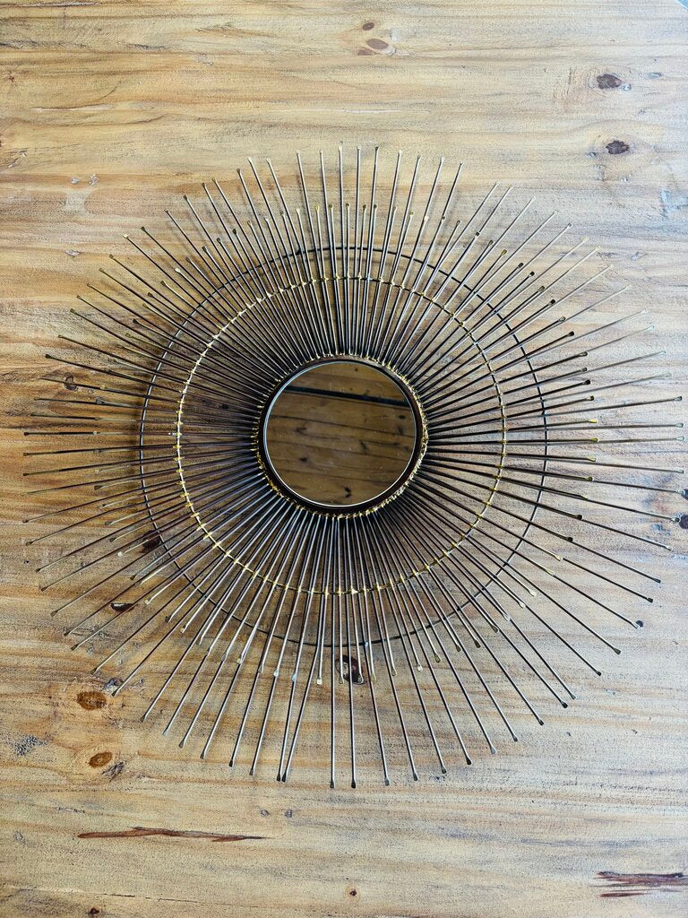 Metal Sunburst Mirror 31.5" R