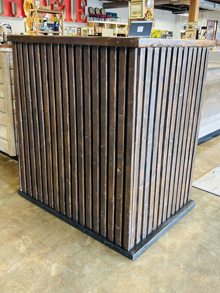 Wood Slat Corner Bar 38.25 X 30.25 X 42.5