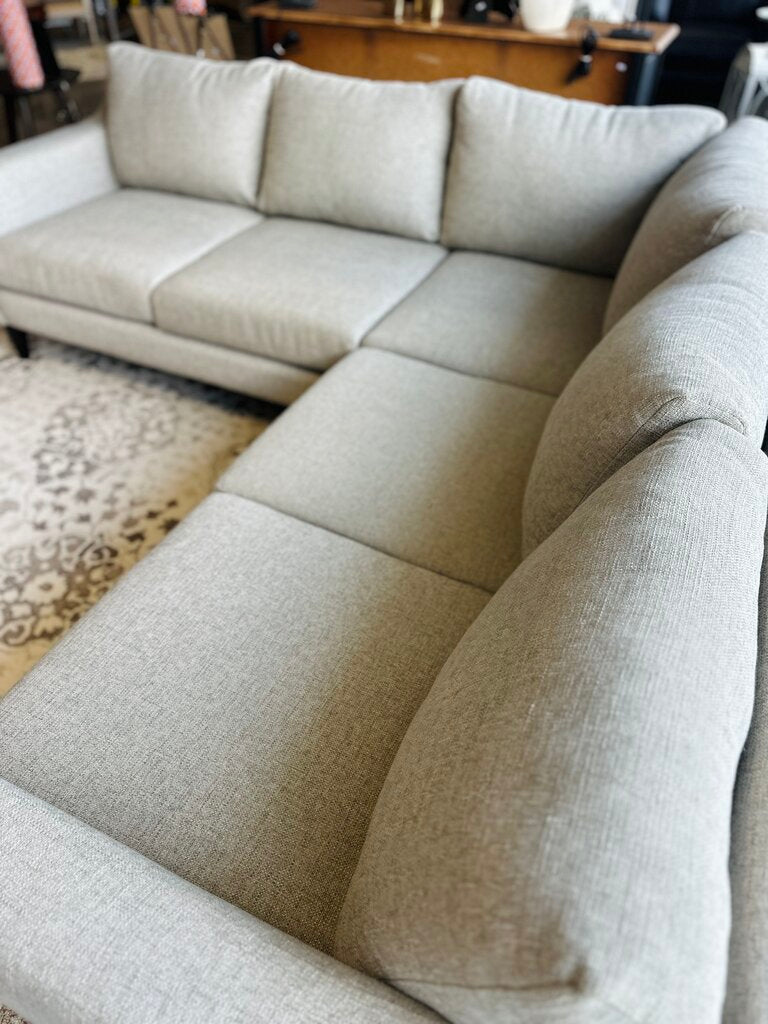 L 2 Piece Upholstered Sectional Sofa