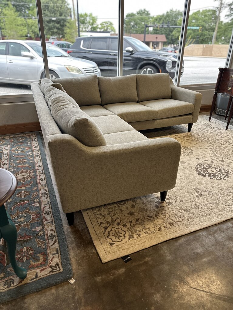 L 2 Piece Upholstered Sectional Sofa