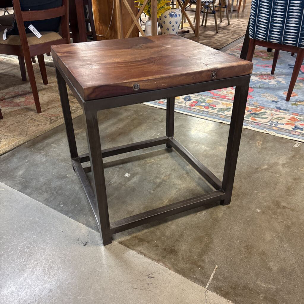 Wood/Metal Side Table 22 X 22 X 23.5