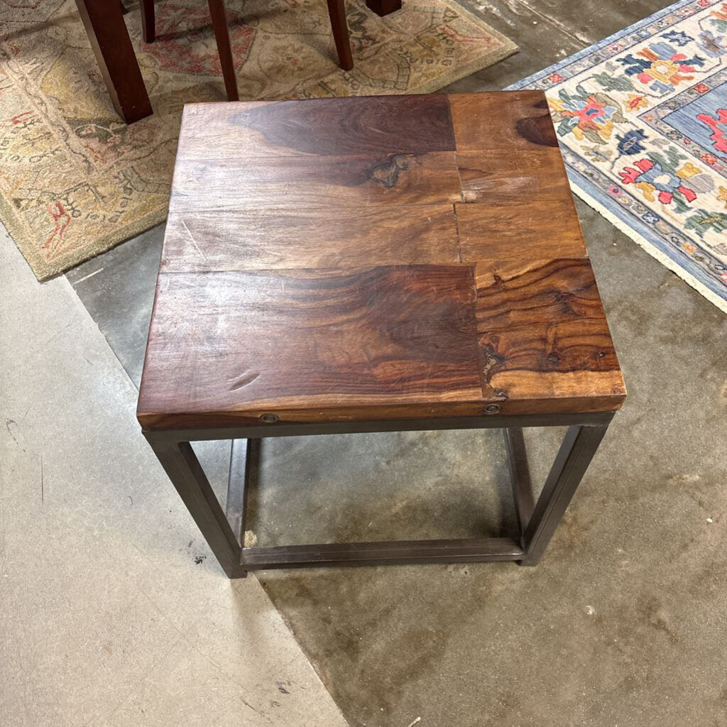Wood/Metal Side Table 22 X 22 X 23.5